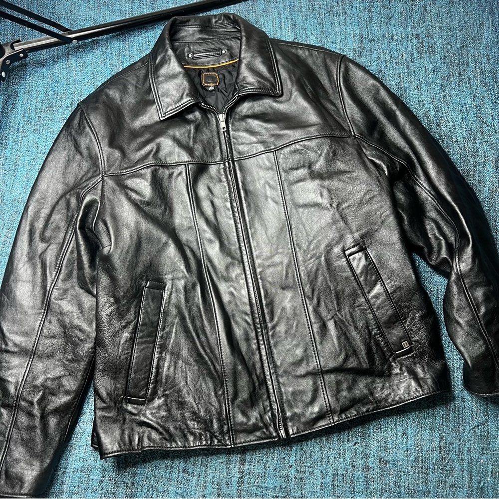 Wilsons Leather Zip Up Quilted Liner Bomber Jacket in Black